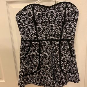 Strapless romper